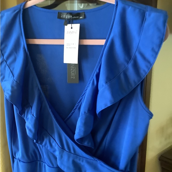ZANZEA dress, royal blue low-cut with ruffles fits like a glove very flattering - Picture 8 of 11